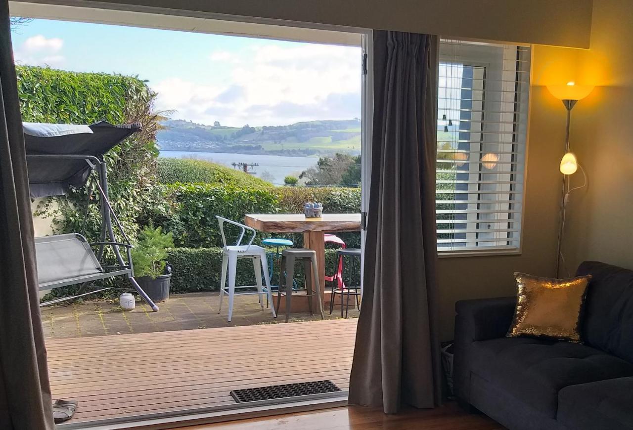 Charlies@Hilltop Deluxe Retreat Taupo Exterior foto